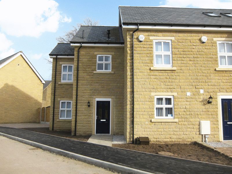 Kandel Place Off North Street, Rochdale OL12 8RA - A new deceptively spacious 3 bedroomed end town house with 2 reception rooms and a fabulous rear garden